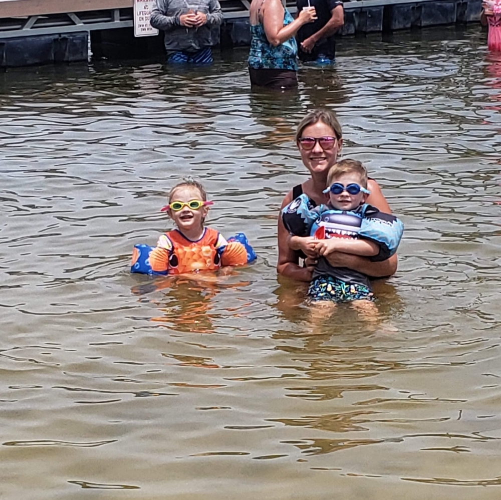 Meet your Posher, Stacy